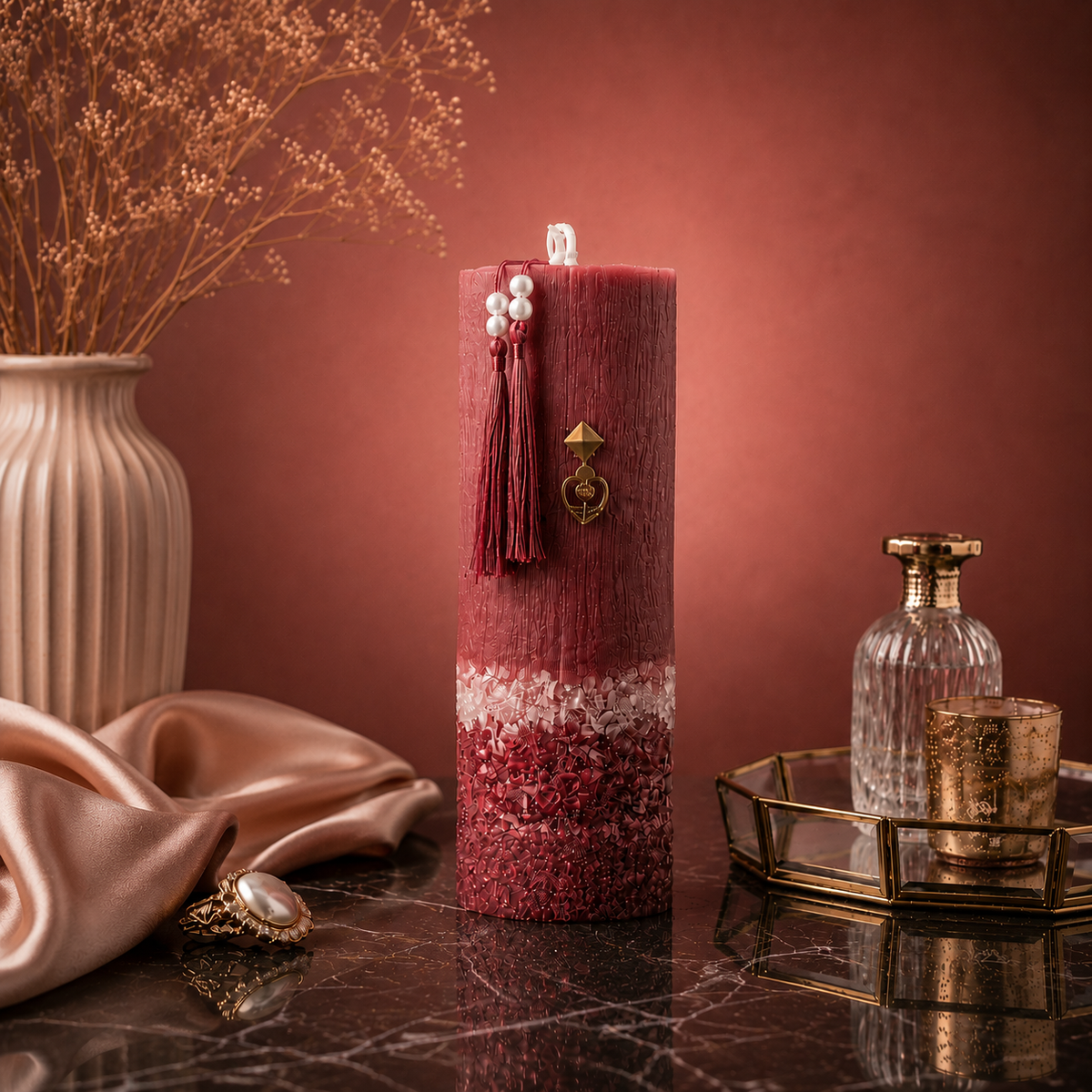 Crimson Majesty — 22 cm Statement Pillar Candle